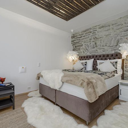 Tallinn Old Town Romantic Apartment Екстериор снимка