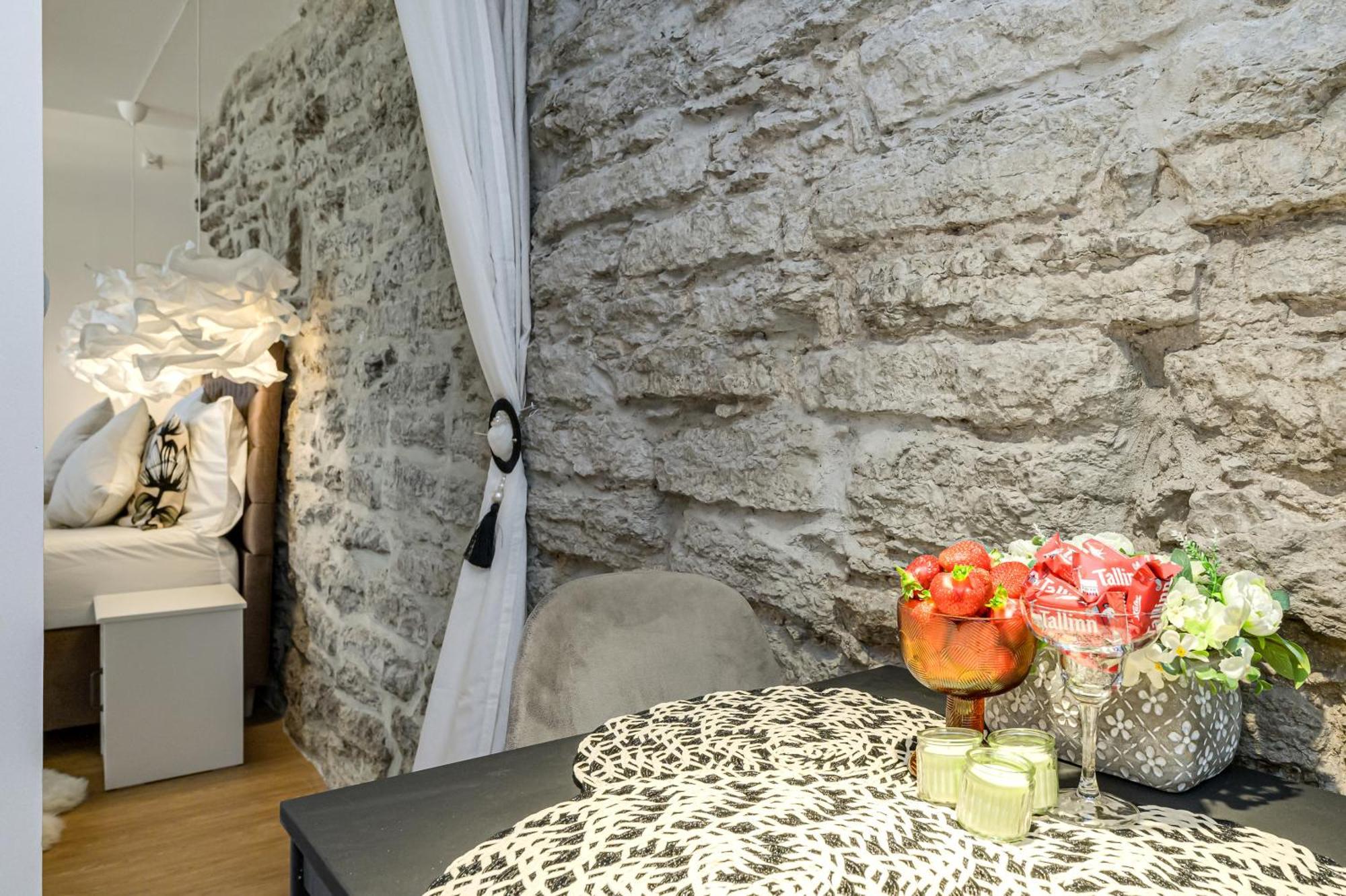 Tallinn Old Town Romantic Apartment Екстериор снимка