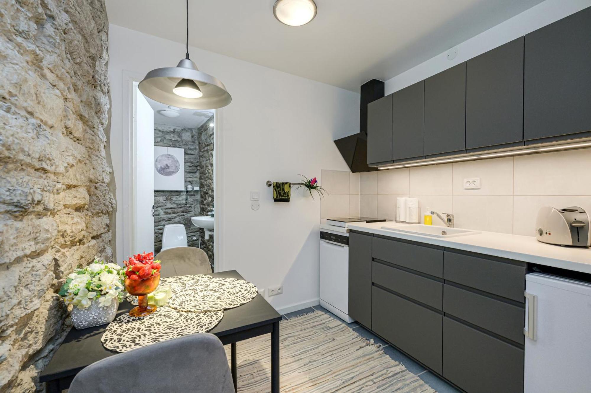 Tallinn Old Town Romantic Apartment Екстериор снимка